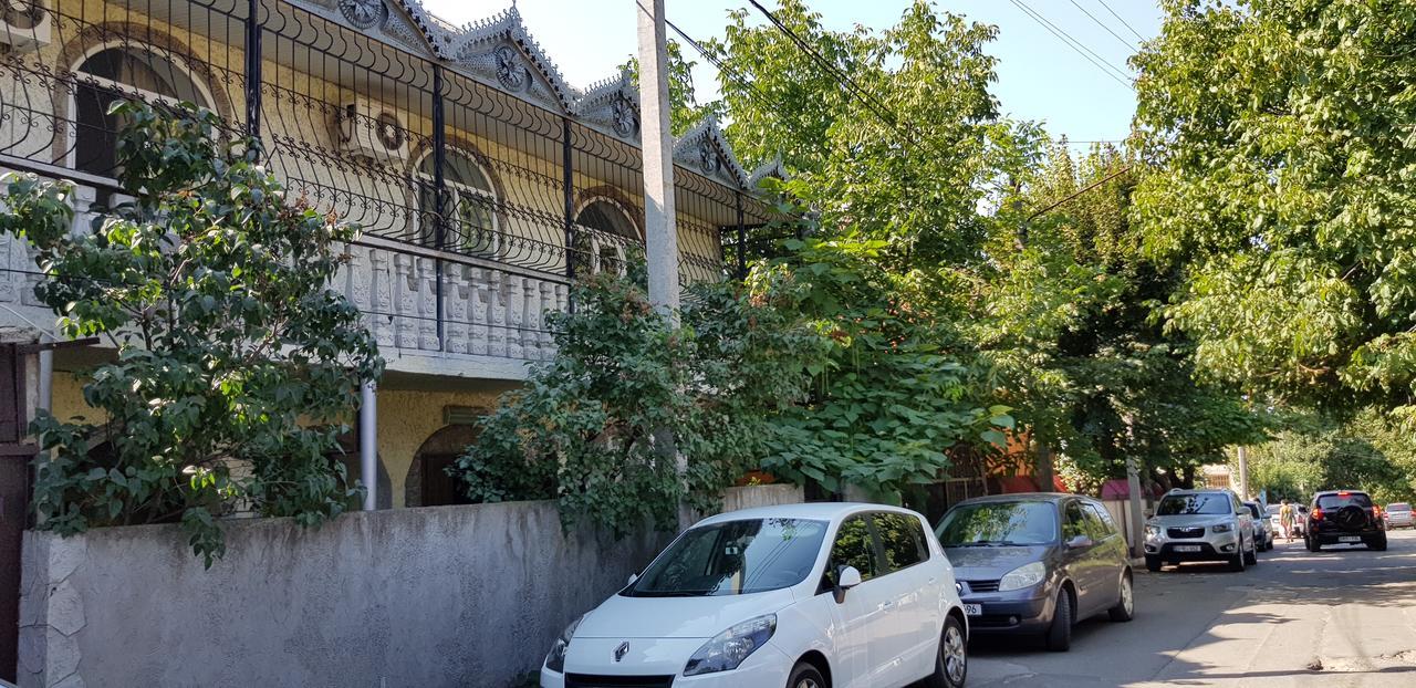 La Vitalie Guest House Кишинёв Экстерьер фото